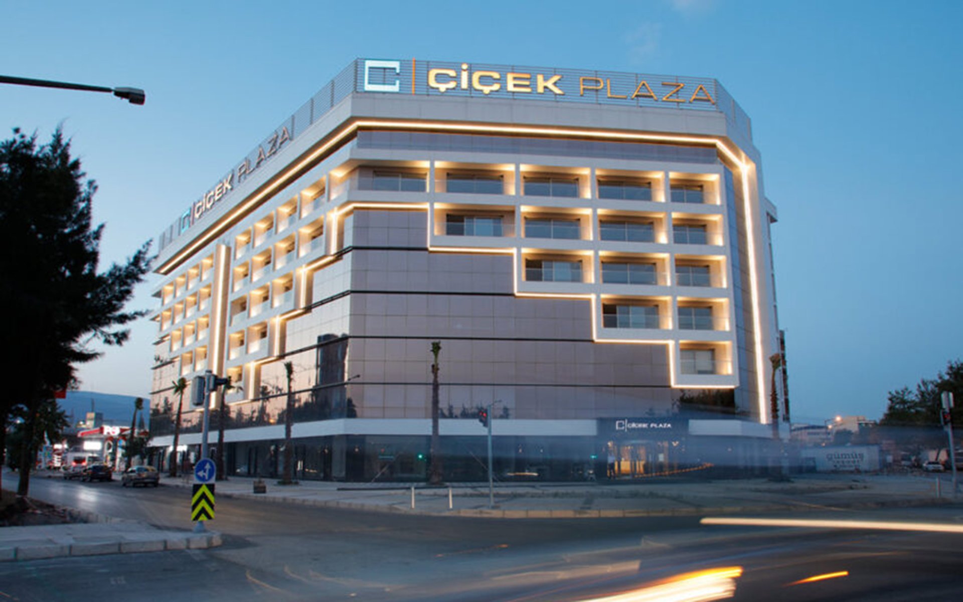 cicek-plaza-galeri-1-850x680